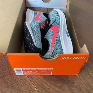 Nike Zoom Pegasus Kids size 4.5 running shoe in excellent condition